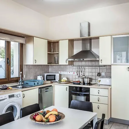 Apollon Dionysus Βίλα *