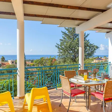 Apollon Dionysus Villa
