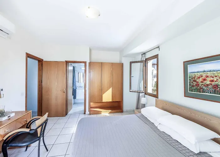 Apollon Dionysus * Pegeia