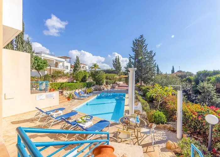 Apollon Dionysus Vila